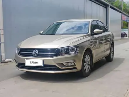 VOLKSWAGEN BORA 2018