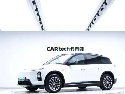 NIO ES6 2025