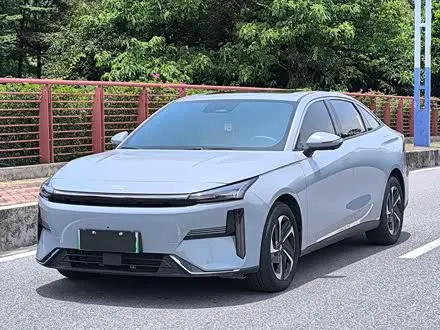 GEELY GALAXY L6 — из Китая под ключ