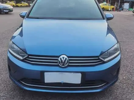VOLKSWAGEN GOLF · SPORTSVAN 2018