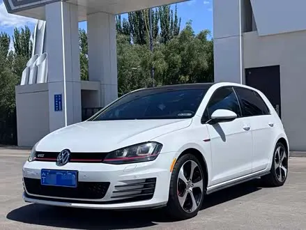 VOLKSWAGEN GOLF GTI 2016 — 76 000 км, Китай — под ключ — фото 1