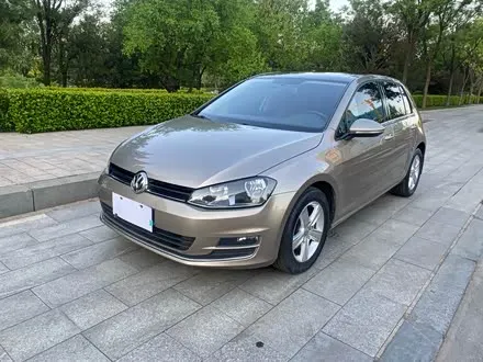 VOLKSWAGEN GOLF 2014 — 171 000 км, Китай — под ключ — фото 1
