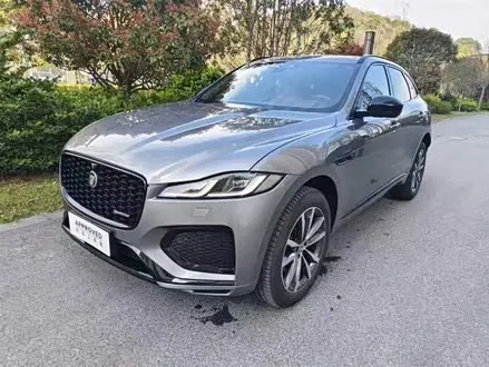 JAGUAR F-PACE 2025 — 17 400 км, Китай — под ключ — фото 1