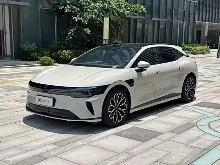 ZEEKR 007GT 2025