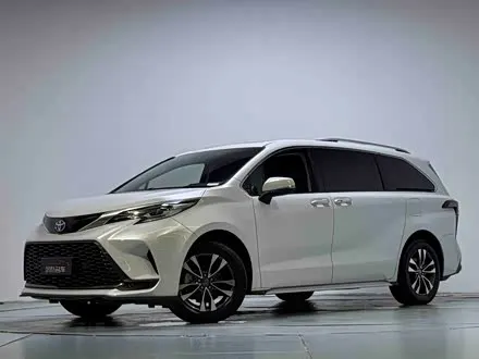 TOYOTA GRANVIA — из Китая под ключ