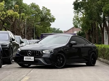 Mercedes-Benz E-ClassAMG — из Китая под ключ