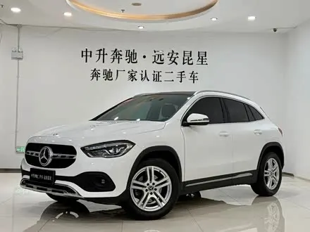 MERCEDES-BENZ GLA 2023