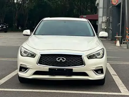 INFINITI Q50L 2018 — 66 000 км, Китай — под ключ — фото 1