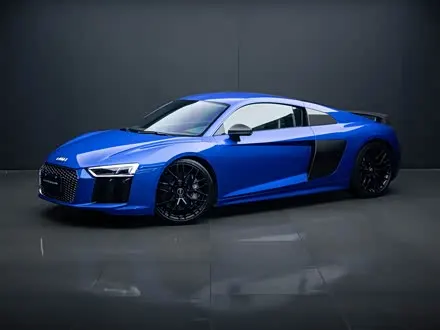 AUDI R8 2016