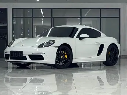 PORSCHE 718 2018