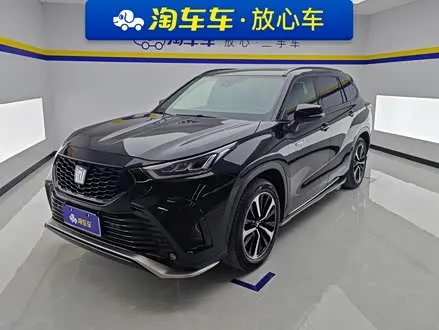 TOYOTA CROWN KLUGER 2023