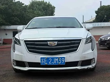 CADILLAC XTS 2018 — 102 700 км, Китай — под ключ — фото 1