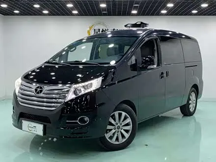 JAC REFINE M5 2014