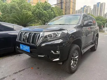 TOYOTA PRADO 2016 — 80 000 км, Китай — под ключ — фото 1