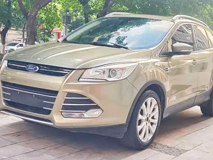 FORD KUGA 2016 — 97 000 км, Китай — под ключ — фото 1