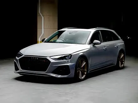 AUDI RS 4 2022