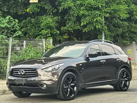 INFINITI QX70 — из Китая под ключ
