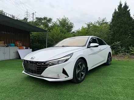 HYUNDAI ELANTRA 2022