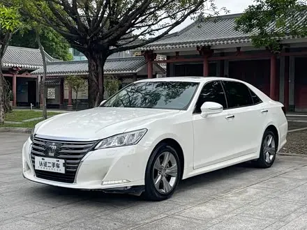 TOYOTA CROWN 2015