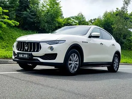 MASERATI LEVANTE 2016