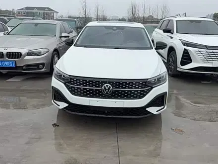VOLKSWAGEN LAVIDA 2023