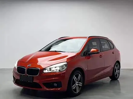 BMW 2 SERIES TOURING 2016 — 50 000 км, Китай — под ключ — фото 1