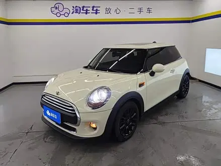MINI ONE 2018