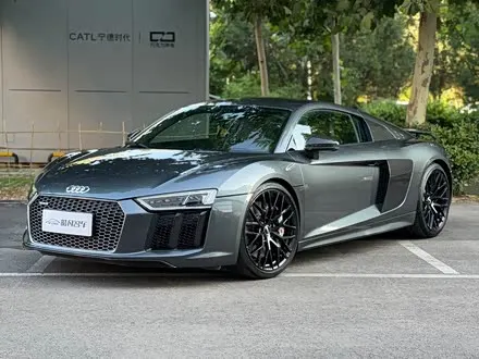 AUDI R8 — из Китая под ключ