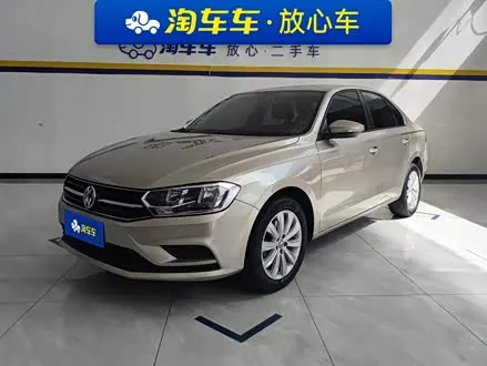 VOLKSWAGEN BORA 2019