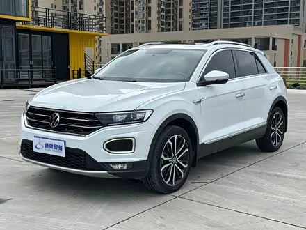 VOLKSWAGEN T-ROC 2022