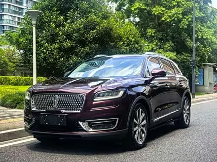 LINCOLN NAUTILUS 2019