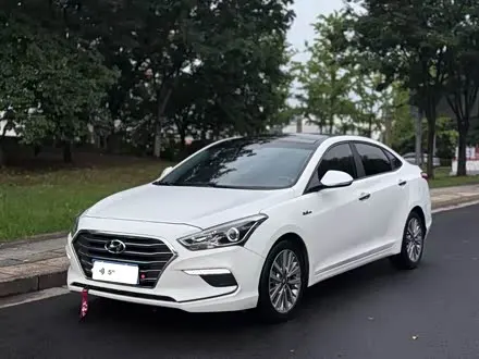 HYUNDAI MISTRA 2017 — 83 000 км, Китай — под ключ — фото 1