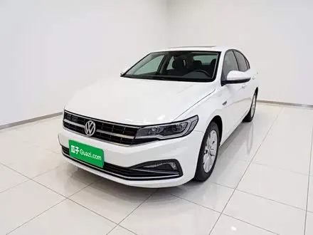 VOLKSWAGEN BORA 2019