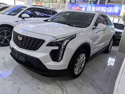 CADILLAC XT4 2020 — 67 000 км, Китай — под ключ — фото 1