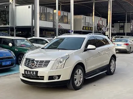 CADILLAC SRX 2015 — 96 000 км, Китай — под ключ — фото 1