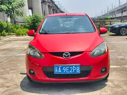 MAZDA 2 2011
