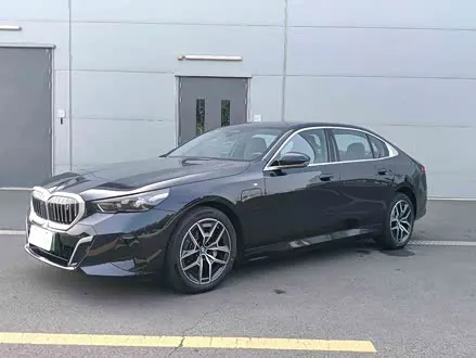 BMW I5 2025