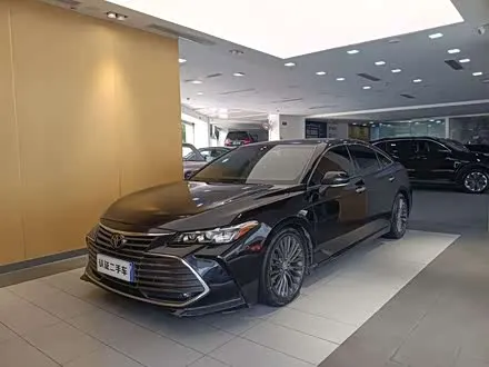 TOYOTA AVALON 2019