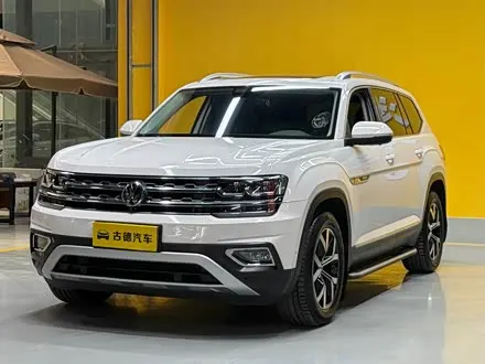 VOLKSWAGEN TERAMONT 2017