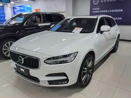 VOLVO V90 2020