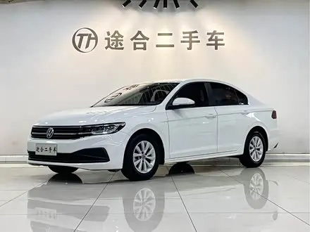VOLKSWAGEN BORA 2021