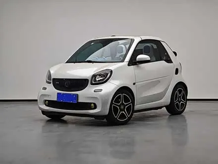 SMART FORTWO 2016 — 76 700 км, Китай — под ключ — фото 1