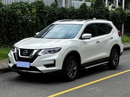NISSAN X-TRAIL 2025