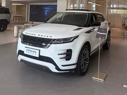 LAND ROVER RANGE ROVER EVOQUE 2024 — 21 120 км, Китай — под ключ — фото 1