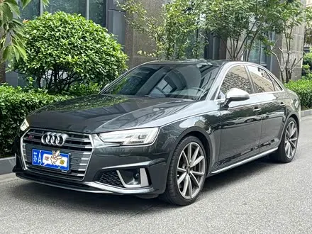 AUDI S4 2018