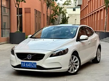 VOLVO V40 — из Китая под ключ