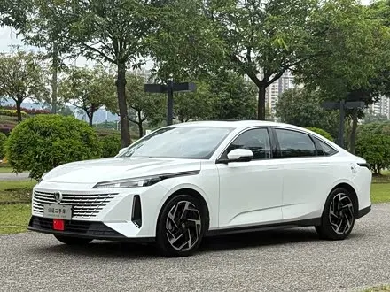 CHANGAN LAMORE 2023