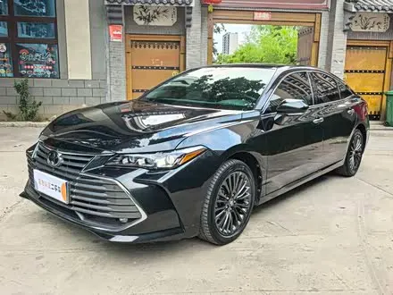 TOYOTA AVALON 2019