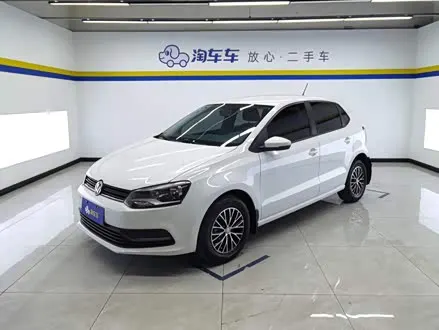 VOLKSWAGEN POLO 2016