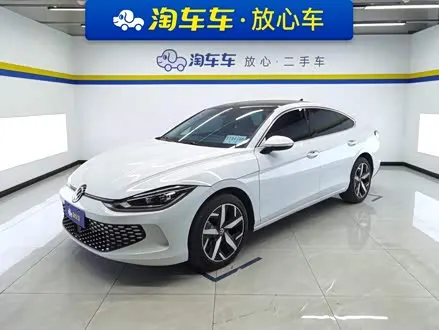 VOLKSWAGEN LAMANDO 2025